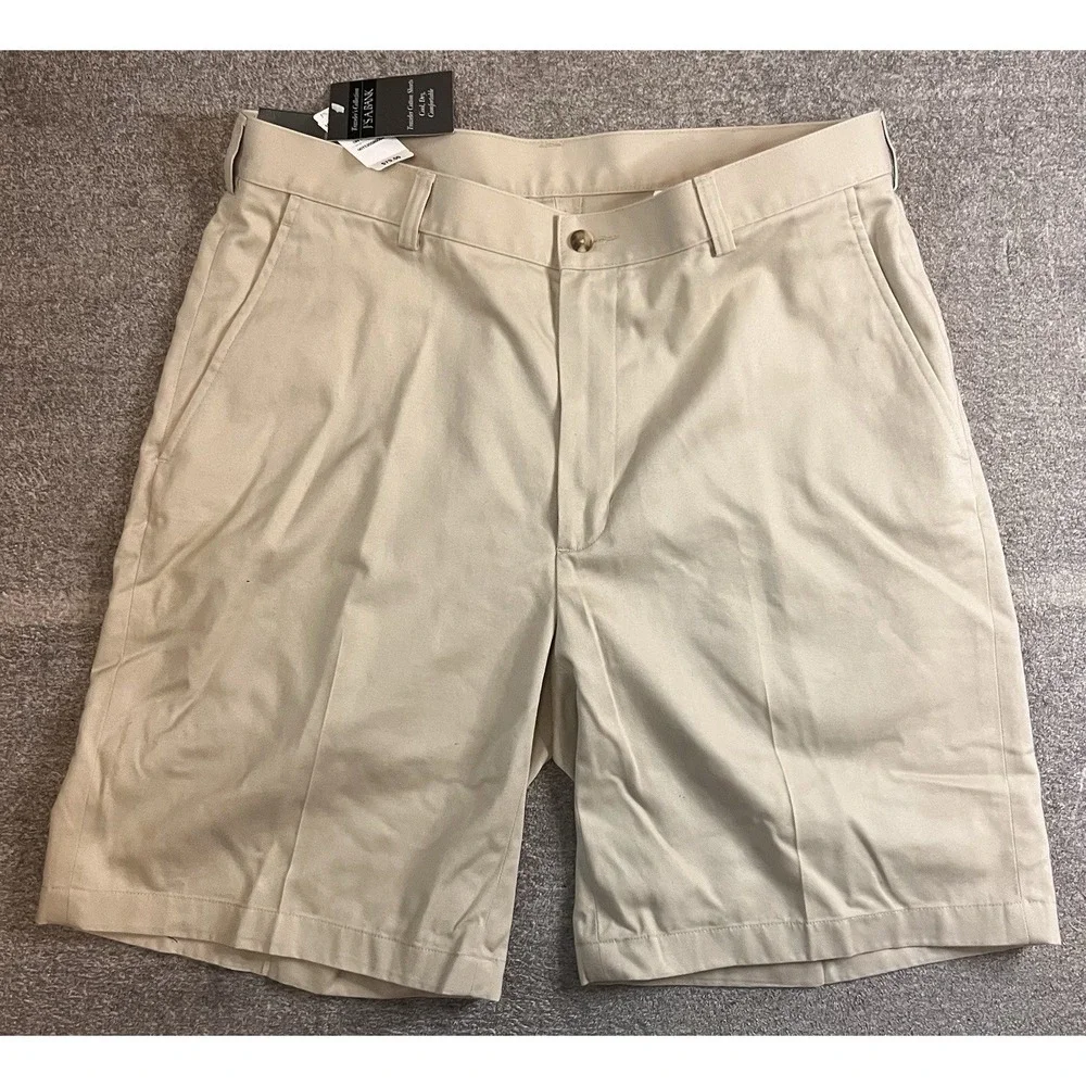 Jos. A. Bank Men's Khaki Shorts Traveler's Collection Size 36 Preppy NWT A2-21